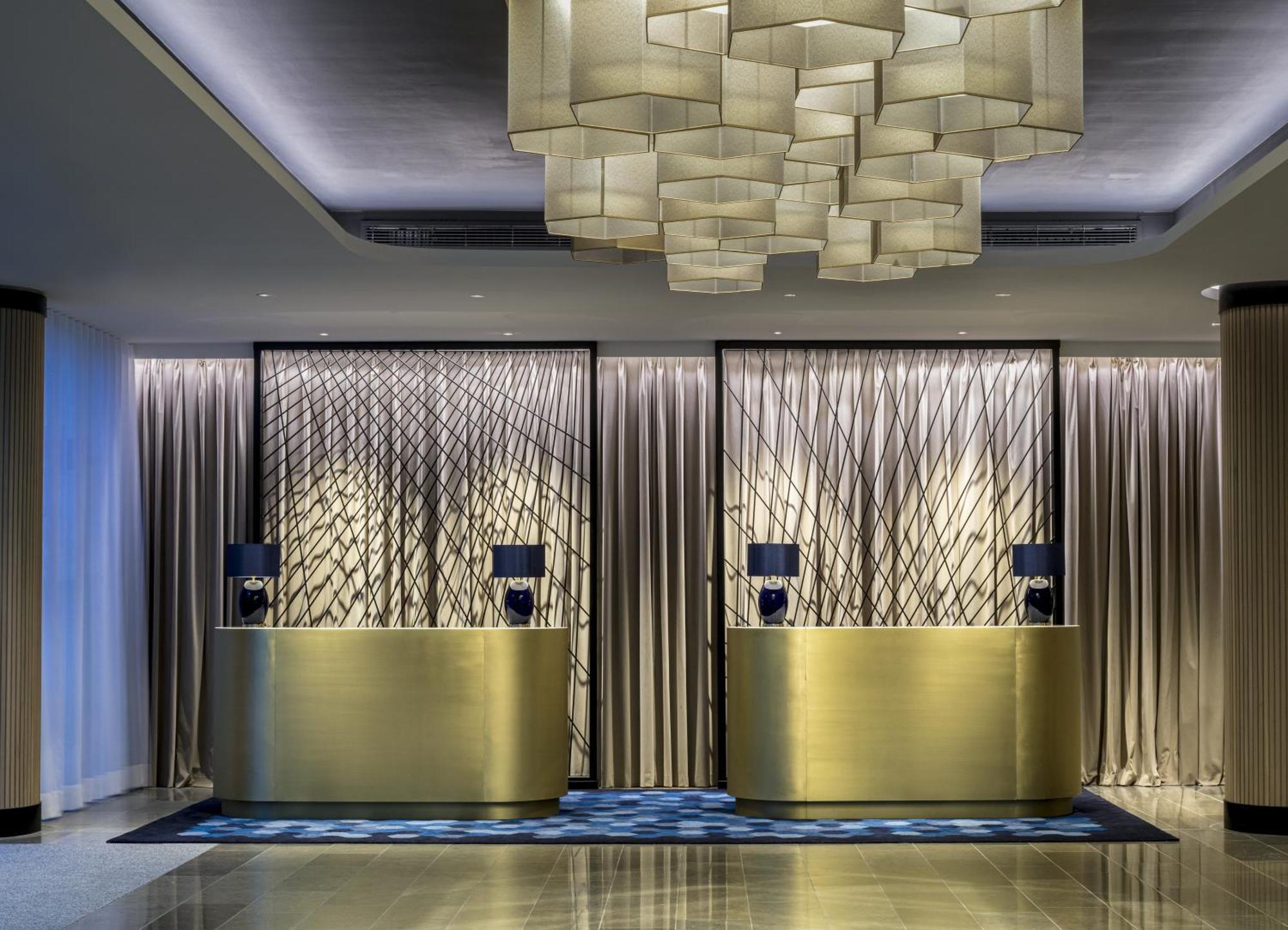 The Lowry Hotel Manchester Exteriér fotografie The hotel's lobby